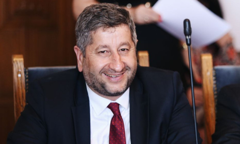 Христо Иванов за вота на недоверие: Ние потвърждаваме нашата подкрепа за управлението,не виждаме никаква политическа алтернатива - Tribune.bg