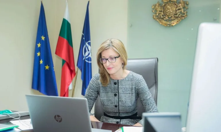 Екатерина Захариева: Не трябва да допускаме разделения в ЕС заради кризата с коронавируса - Tribune.bg