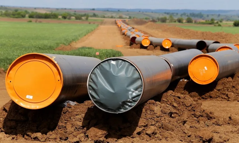 Борисов и сръбският президент Вучич инспектираха строителството на Балкански поток - Tribune.bg