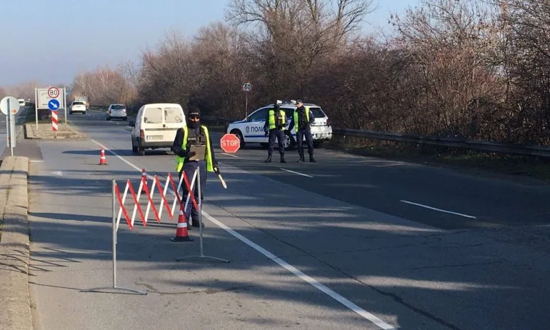 Спецакция блокира изходите на Бургас, заловиха група за незаконна търговия с горива - Tribune.bg