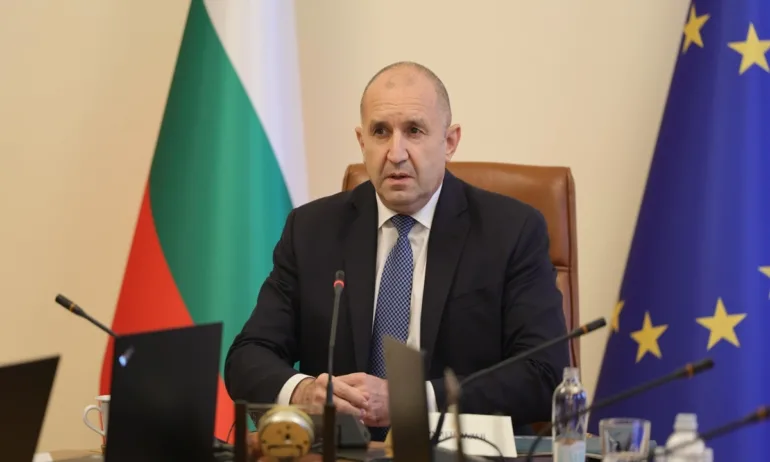 Радев пред МС: ЕК започва процедура по прекомерен дефицит за България, чакат ни мониторинг и санкции - Tribune.bg