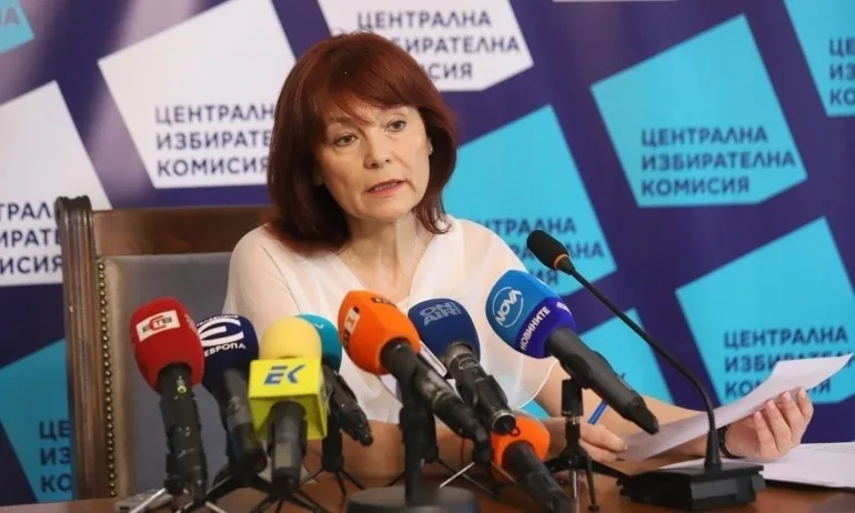 Росица Матева: Още 2000 машини ще трябва да се купят при избори 2 в 1 - Tribune.bg