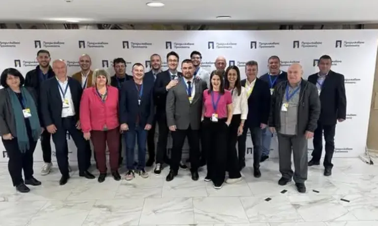 ПП-Хасково: Искра в очите на Петков и Василев разпали угаснал въглен в нашите сърца. Сега гори буен и оправдан огън - Tribune.bg