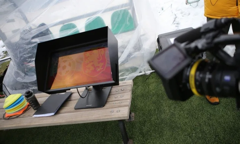 Жълти картони за футболистите, ако поискат преразглеждане от ВАР - Tribune.bg