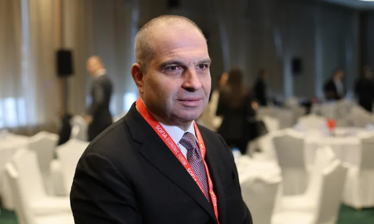 Министър Гроздан Караджов: Трябва цялостна ревизия на НКЖИ и БДЖ - Tribune.bg