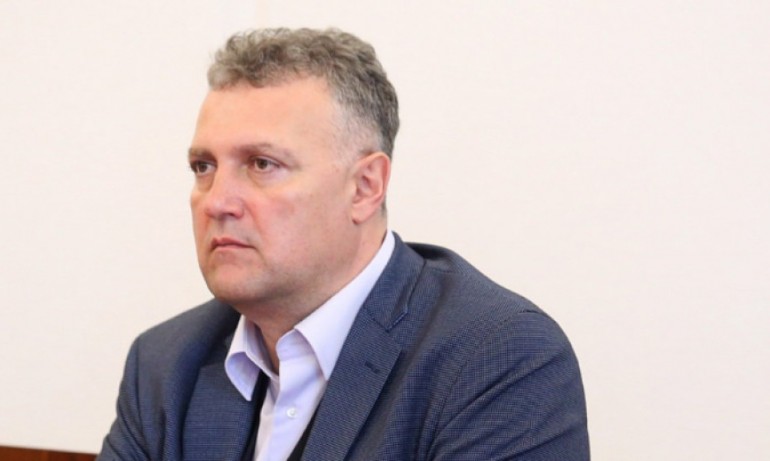 Валентин Николов: В момента България ползва руски газ през фирми свързани с директори от БЕХ и Булгаргаз - Tribune.bg
