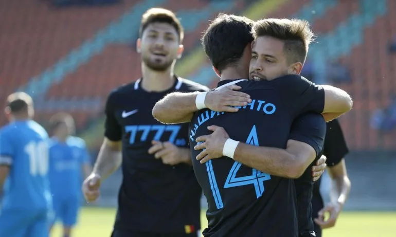 Левски победи аматьори с два гола за 3 минути на аржентинец - Tribune.bg