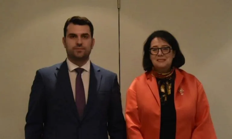 Георгиев: Горд съм, че съм първият официален представител на България, провел среща с лейтенант-губернатора на Британска Колумбия - Tribune.bg