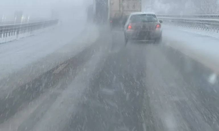 АМ Тракия е почистена и проходима за движение - Tribune.bg