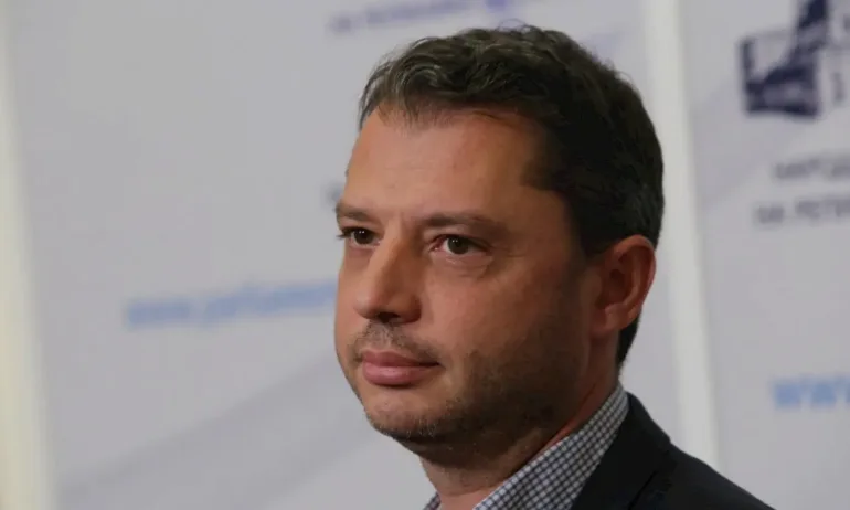 Добрев: ПП се държат като в детската градина, държавният дългът ще се удвои до 3 години - Tribune.bg