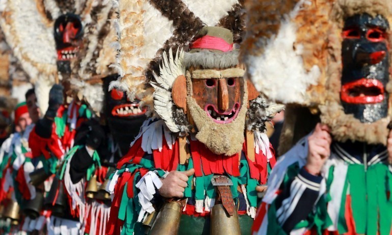 Фестивалът на маскарадните игри в Перник „Сурва“ се отменя за