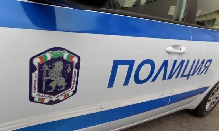 Пътен полицай е пострадал при задържане на агресивен водач - Tribune.bg