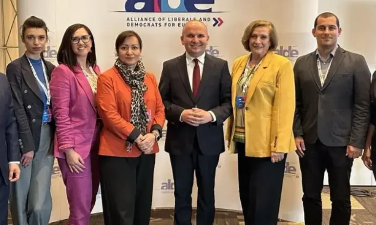 След предложение на ДПС: Съветът на АЛДЕ прие спешна резолюция за Шенген - Tribune.bg