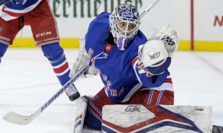 Александър Георгиев с 32 спасявания за успех на Ню Йорк Рейнджърс - Tribune.bg