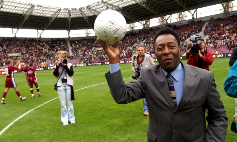 Вълна от скръб след смъртта на Пеле, в Бразилия е обявен тридневен траур - Tribune.bg