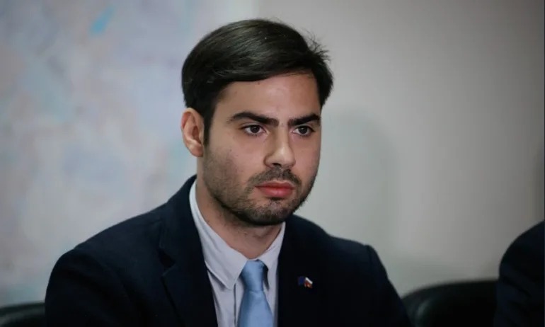 След поредно паднало дърво в парк Врана: Стефан Арсов призовава Васил Терзиев да се яви лично и да предаде собствеността на държавата (СНИМКА) - Tribune.bg