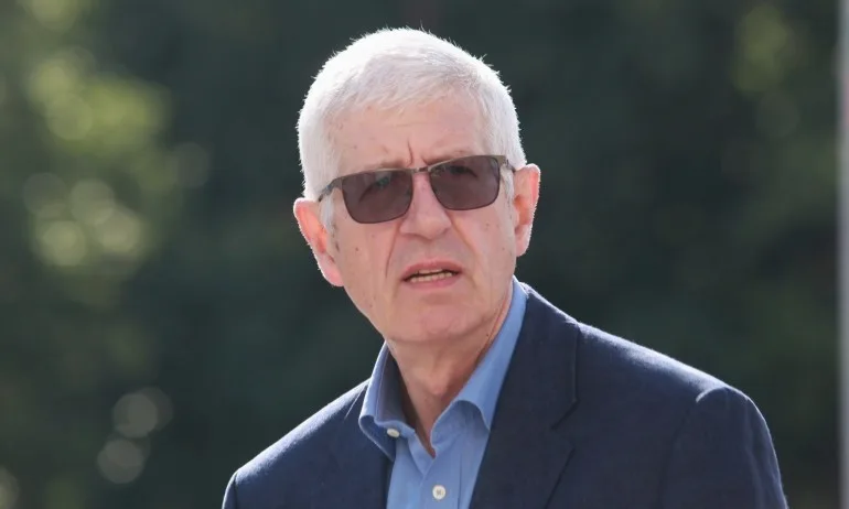 Румен Овчаров сяда на подсъдимата скамейка - Tribune.bg