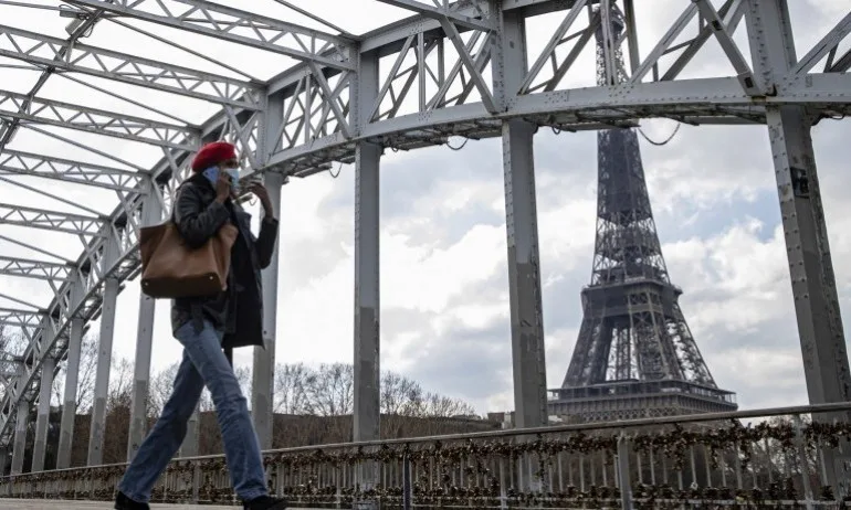 Франция навлезе в четвърта вълна на коронавирусната пандемия - Tribune.bg