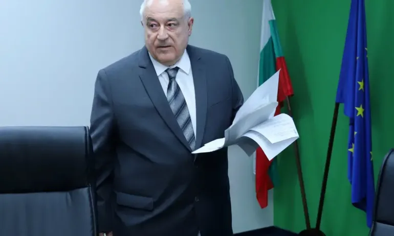 Асен Личев, бивш екоминистър: 7 млн. куб. м вода са потопили Елените - Tribune.bg