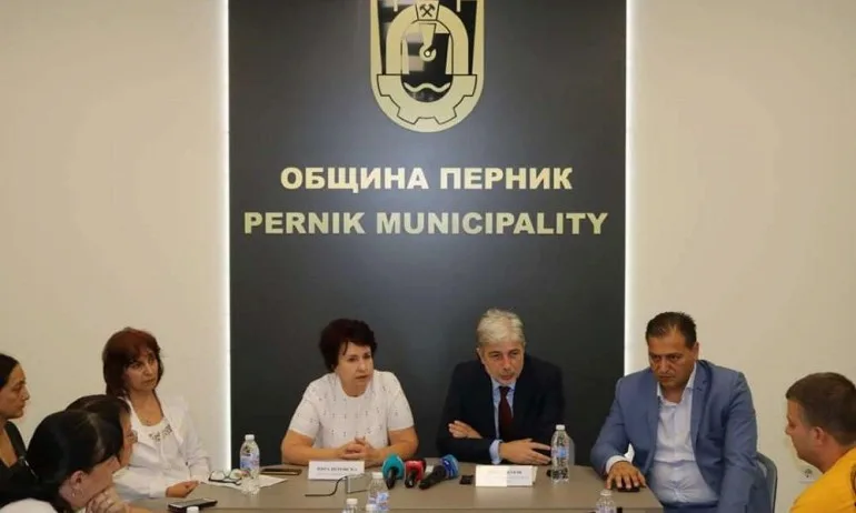 МВР и ДАНС влизат в ТЕЦ-Перник, търсят причинителя на замърсяването в града - Tribune.bg