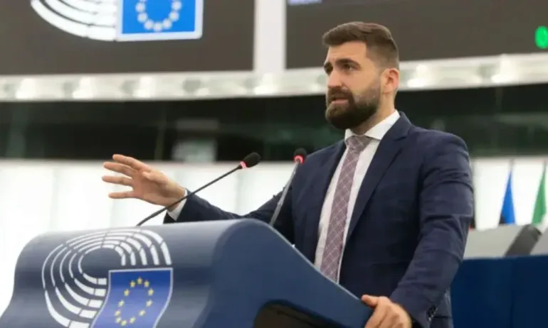 Андрей Новаков: Световните кризи не са причина България да тръгне назад, управлението е - Tribune.bg