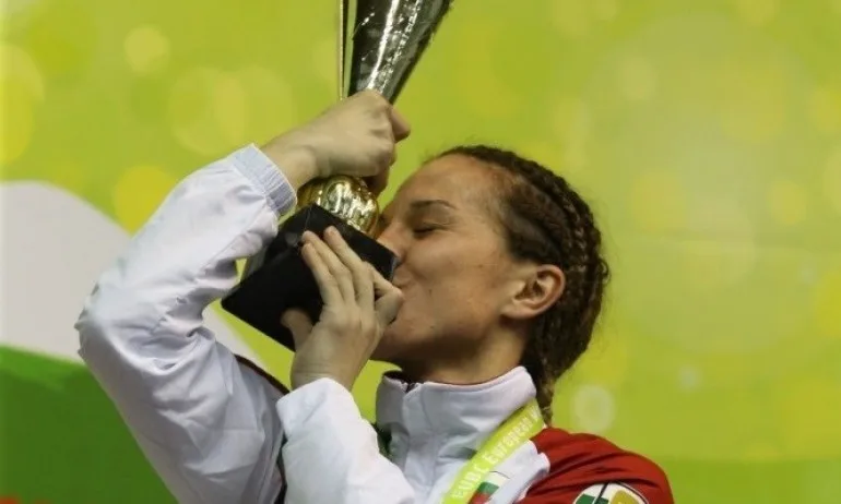 Станимира Петрова остана без акредитация в Делхи! - Tribune.bg