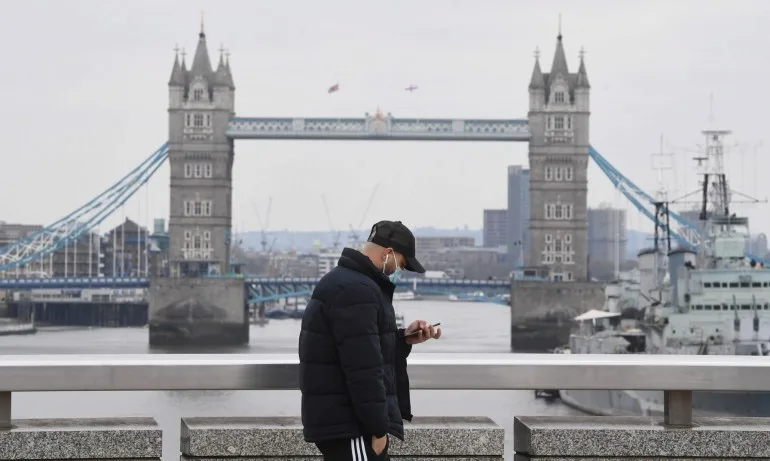 Изключения от правилото за пътуване до Великобритания със задграничен паспорт - Tribune.bg