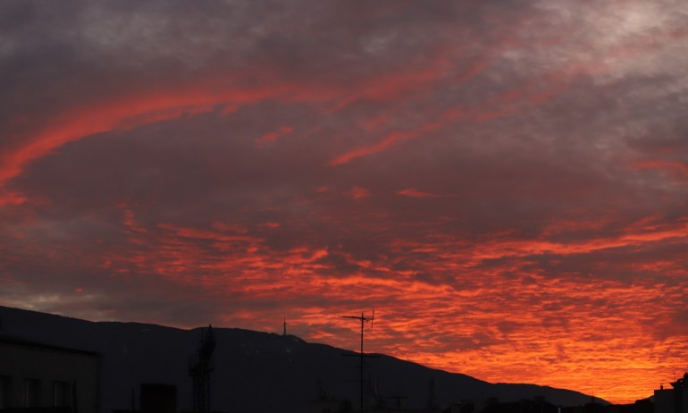 Дъжд в Източна и Северна България, температурите от 3 до 9 градуса - Tribune.bg