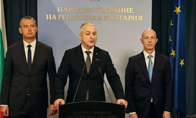 Възраждане: Ще имаме наш кандидат за президент, издигнат от партията, а не от инициативен комитет - Tribune.bg