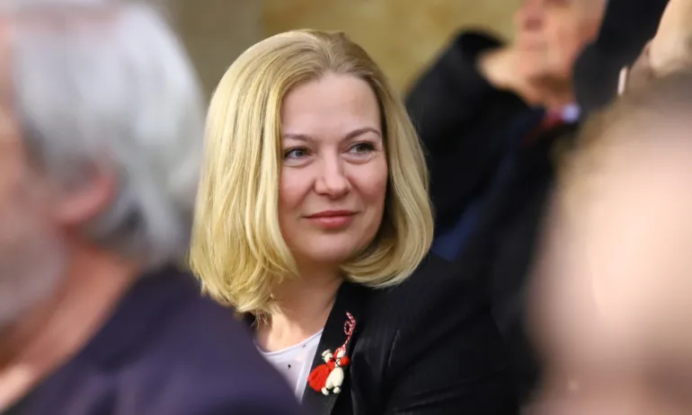 Надежда Йорданова: ПП-ДБ ще бъдат първи, съставени сме от обединени професионалисти - Tribune.bg