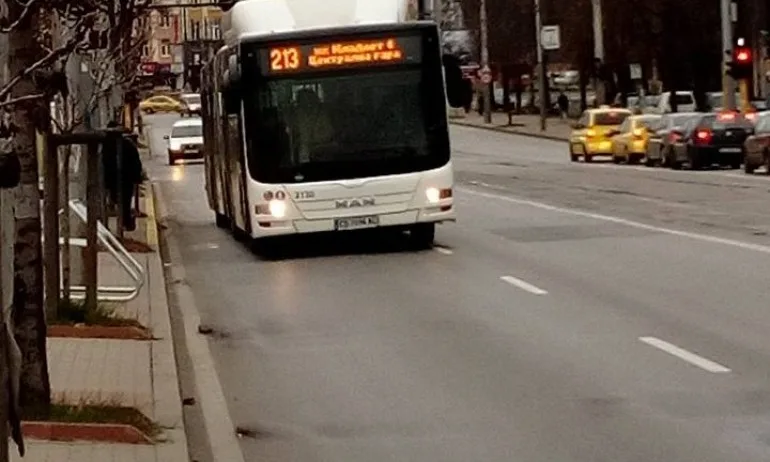 Започва акция срещу каращите в бус лентите в София - Tribune.bg