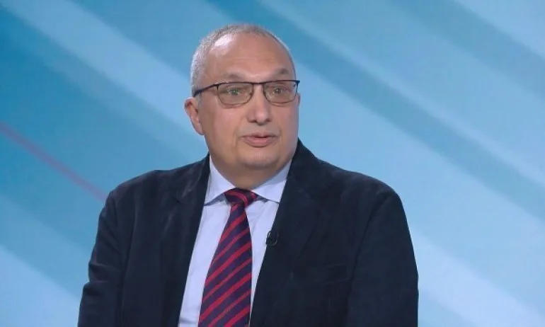 Костов посъветва Трифонов да разговаря с протестните формации и да съгласува кандидатура за премиер - Tribune.bg