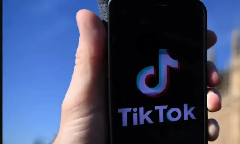 Без TikTok на служебните телефони на служителите в ЕК - Tribune.bg
