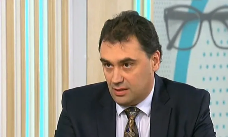 Станислав Иванов: Данъкът върху старите коли няма да се повиши фрапиращо - Tribune.bg