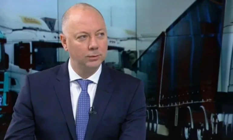 Желязков: Спорът за либийския танкер е частно-правен - Tribune.bg