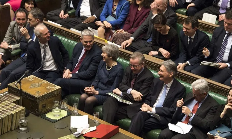 Брекзит се отлага, решиха депутатите във Великобритания - Tribune.bg