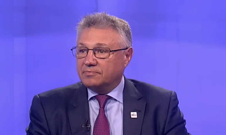 Шаламанов каза днес, че едва ли не са го вкарали насила в БКП, през 1984 година разказва различна история... - Tribune.bg