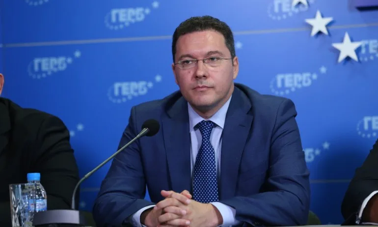 Митов: Парламентът не приема устни разпореждания и изнудване от президент или министър - Tribune.bg