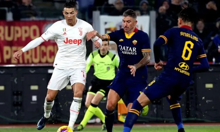 СКАНДАЛ! Спипаха Кристиано Роналдо да тренира на стадион - Tribune.bg