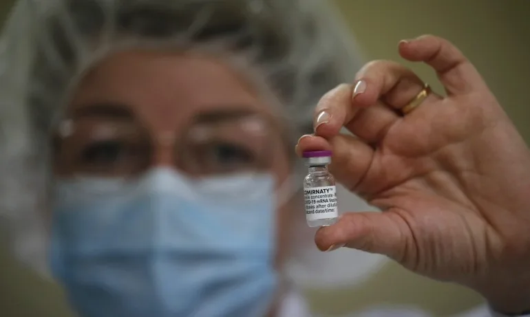 Над 150 000 дози ваксини срещу COVID-19 пристигнаха у нас - Tribune.bg