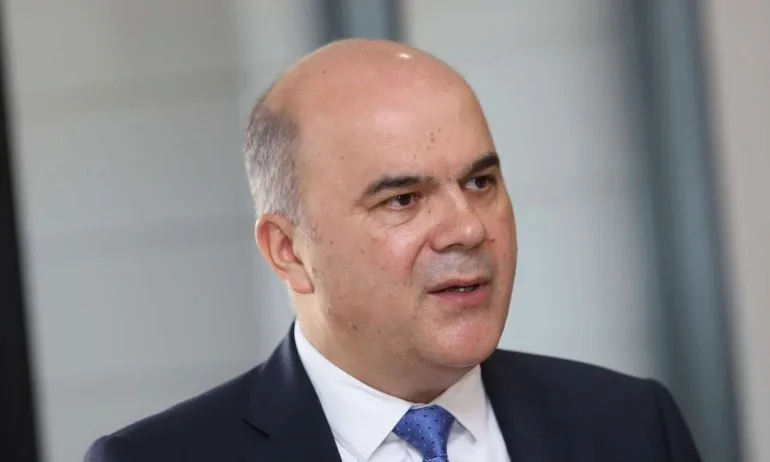 Бисер Петков: През 2020 г. ще има по-съществено повишаване на пенсиите - Tribune.bg