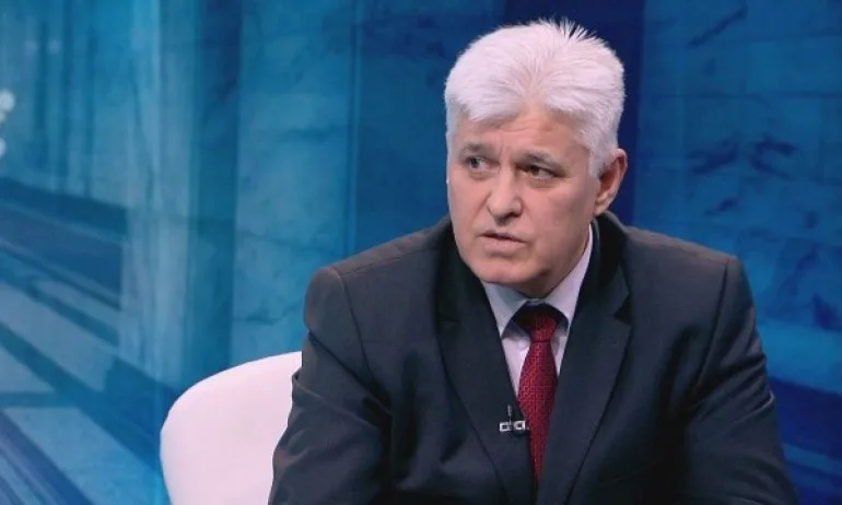 Секретарят на Радев за Беларус: самолетът не бил свален, само приземен - Tribune.bg