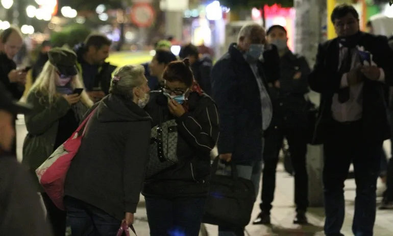 Протест: 40 човека блокираха Орлов мост в час пик, обиждат шофьорите на животни - Tribune.bg