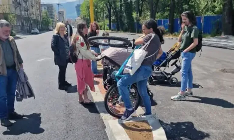 Имитация на пешеходни острови по ул. Опълченска, не отговарят на стандартите - Tribune.bg