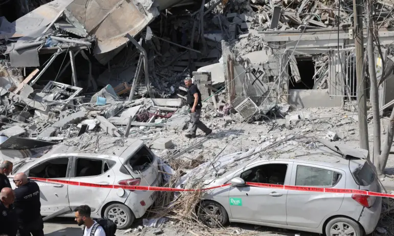 Израел нанесе удари по централните и южните райони на ивицата Газа - Tribune.bg
