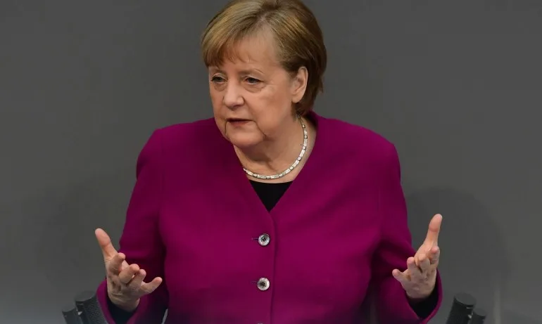 Ангела Меркел защити солидарното разпределение на ваксини в ЕС - Tribune.bg