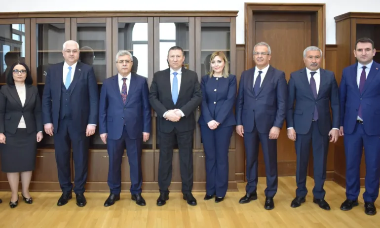 Сарафов и турският главен прокурор обсъдиха трансграничната престъпност, миграцията и тероризма - Tribune.bg