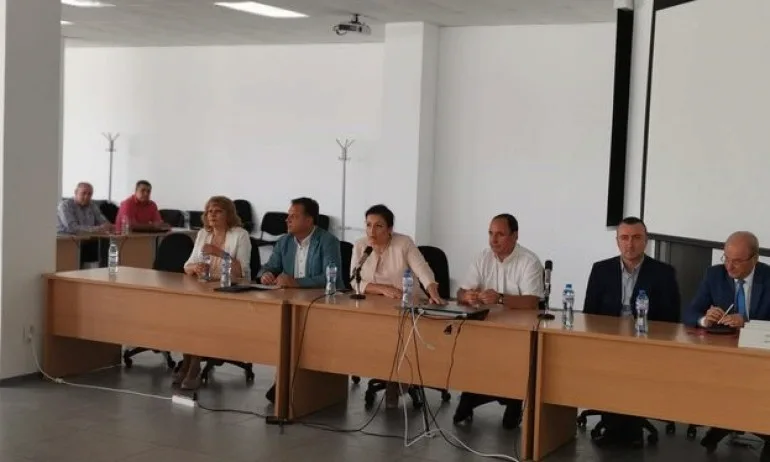 До 26 август трябва да се представят протоколите за дезинфекция на дворовете и населените места - Tribune.bg