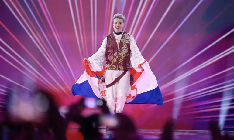 Хърватия награждава втория на Евровизия с 50 000 евро, той ги дарява за онкоболни деца - Tribune.bg