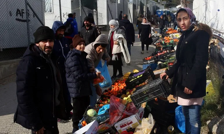 Гърция планира изграждането на 20 нови центрове за мигранти - Tribune.bg